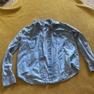 Free assembly light blue Jean shirt
